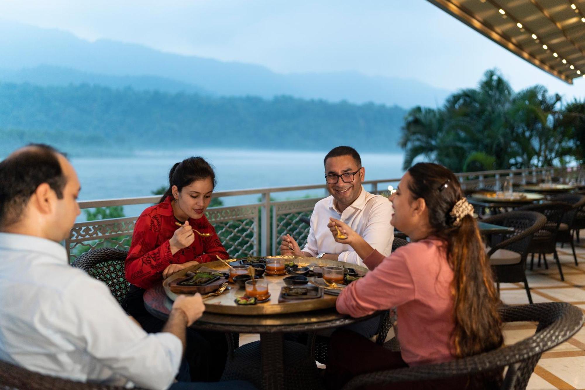 Ganga Kinare- A Riverside Boutique Resort, Rishikesh Rishīkesh Exterior foto